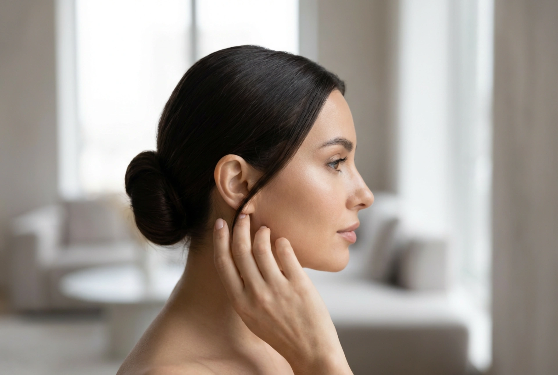 Acconciature Veloci per il Lavoro: Chignon a Banana, Chignon Basso e Twist