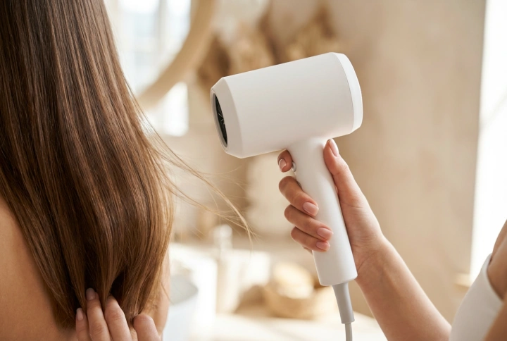 Asciugacapelli professionali con ionizzazione: asciugatura rapida e liscia