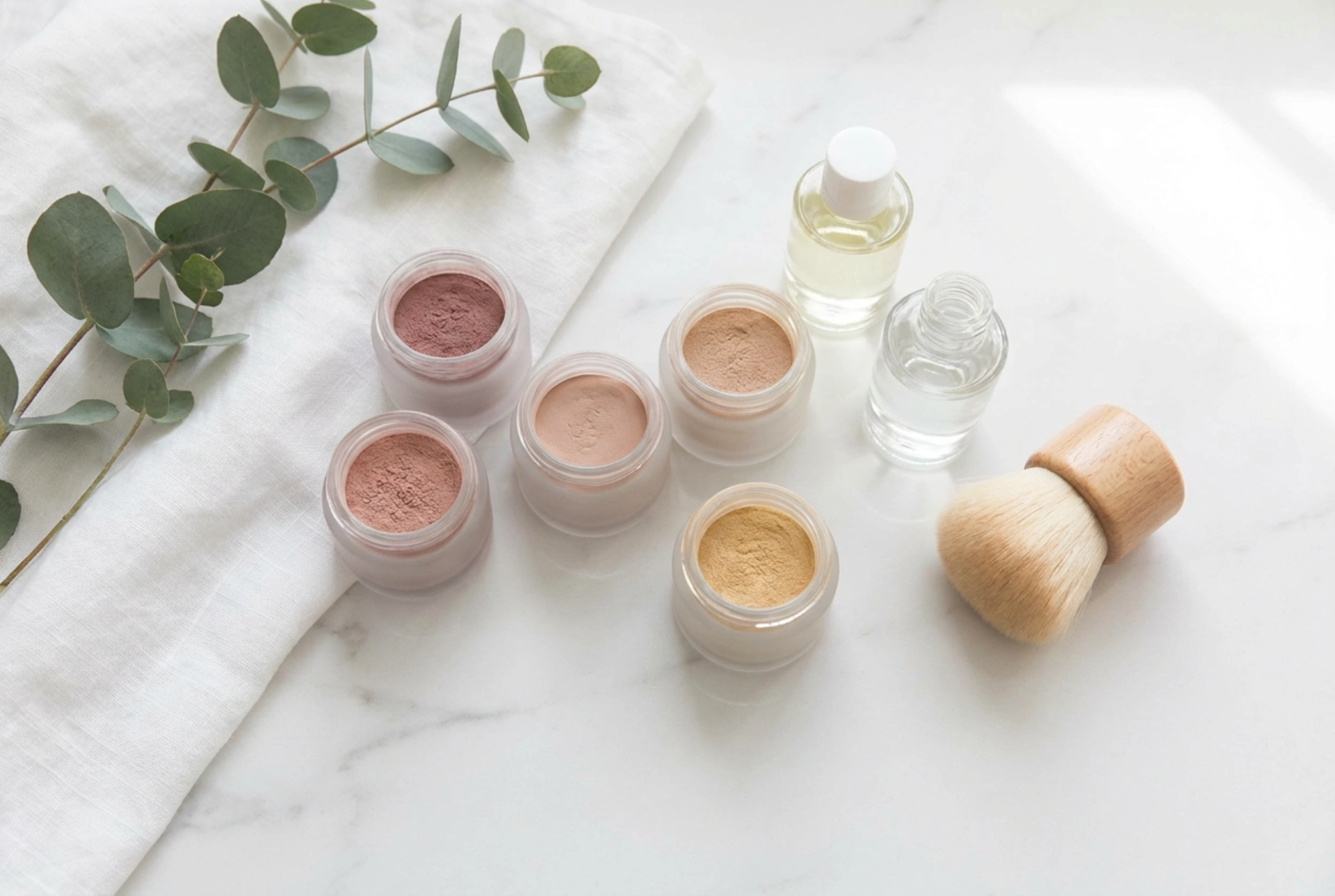 Manicure in Polvere di Titanio: Kit Iniziale, Applicazione e Fissaggio