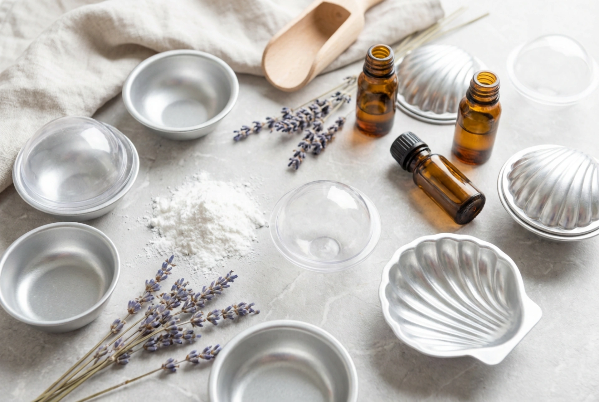 Stampi per bombe da bagno: come scegliere la misura, il materiale e come usarli